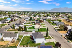 5621 S 4075 W, Roy, UT 84067 - Photo 9
