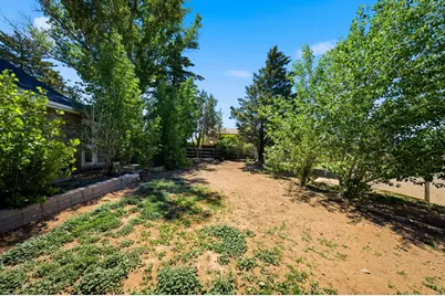 885 N Horsemans Dr, Dammeron Valley, UT 84783 - Photo 43