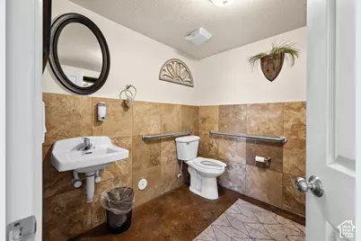 4655 S 1900 W #7,8, Roy, UT 84067 - Photo 19