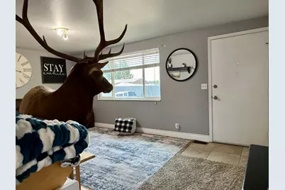 1062 N 500 W, Vernal, UT 84078 - Photo 3
