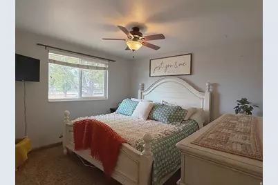 1062 N 500 W, Vernal, UT 84078 - Photo 9