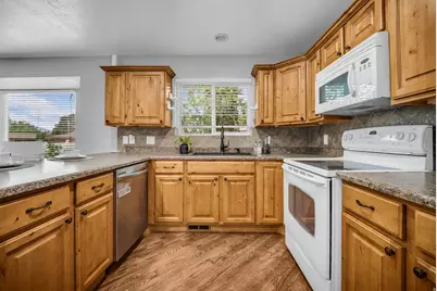 2419 W 7410 S, West Jordan, UT 84084 - Photo 7