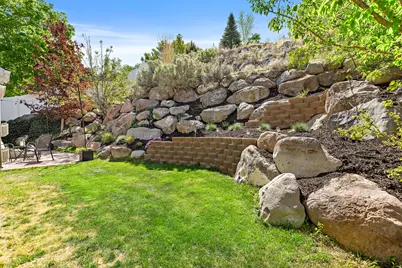 394 E Brewster Dr, Draper, UT 84020 - Photo 39