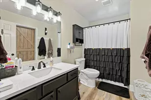 409 N 100 W, Hyde Park, UT 84318 - Photo 9