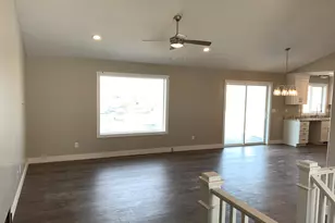 102 S 1300 E, Smithfield, UT 84335 - Photo 3