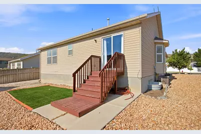 7202 N Ute Dr, Eagle Mountain, UT 84005 - Photo 25