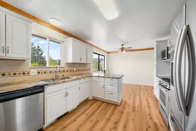 1007 N Valley Dr, Heber City, UT 84032 - Photo 11