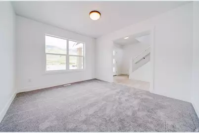 77 S 1300 E, Smithfield, UT 84335 - Photo 3