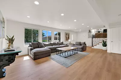 5559 S 150 W, Washington Terrace, UT 84405 - Photo 3