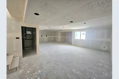 6624 W Braeburn Way, West Jordan, UT 84081 - Photo 9