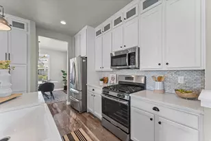 10433 S Liffey Ln, South Jordan, UT 84009 - Photo 9