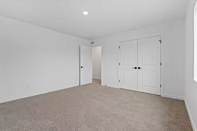 7146 Oquirrh Ranch Pkwy N, Eagle Mountain, UT 84005 - Photo 25