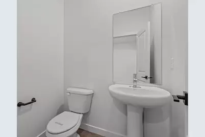 7146 Oquirrh Ranch Pkwy N, Eagle Mountain, UT 84005 - Photo 9