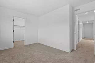 7146 Oquirrh Ranch Pkwy N, Eagle Mountain, UT 84005 - Photo 5