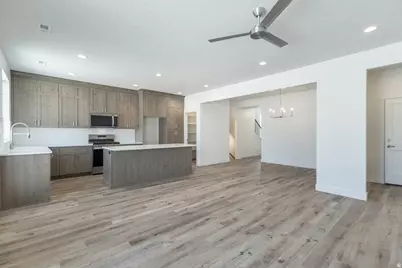2942 N Devon Dr #249, Ogden, UT 84404 - Photo 17