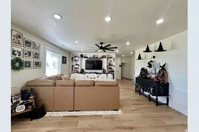 231 S 400 E E, Enterprise, UT 84725 - Photo 11