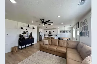 231 S 400 E E, Enterprise, UT 84725 - Photo 7