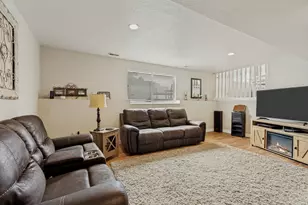 647 E 100 N, American Fork, UT 84003 - Photo 11