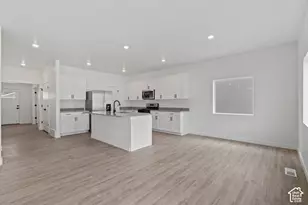 7121 Three Warriors Way N, Eagle Mountain, UT 84005 - Photo 7