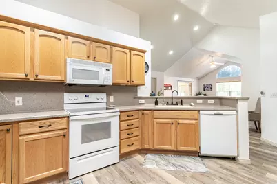3274 S Hunter Villa Ln W #D, West Valley, UT 84128 - Photo 13