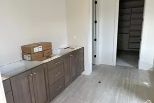 743 W Sara Dr, Saratoga Springs, UT 84045 - Photo 9