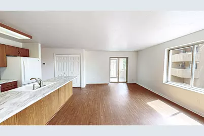 9131 S Jefferson Pl, Sandy, UT 84070 - Photo 5
