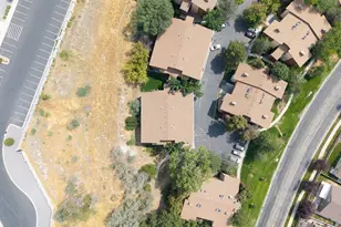 9131 S Jefferson Pl, Sandy, UT 84070 - Photo 31