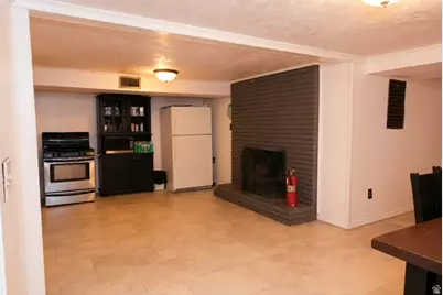88 W 2200 N, Sunset, UT 84015 - Photo 11