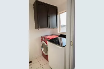88 W 2200 N, Sunset, UT 84015 - Photo 7