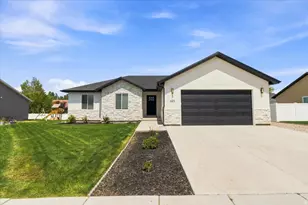 625 E 100 S, Ephraim, UT 84627 - Photo 1