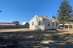 140 E 100 S, Castle Dale, UT 84513 - Photo 7