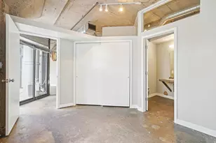 380 W 200 S, Salt Lake City, UT 84101 - Photo 11