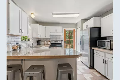 143 S Center St, Midway, UT 84049 - Photo 3
