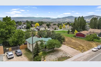 143 S Center St, Midway, UT 84049 - Photo 29