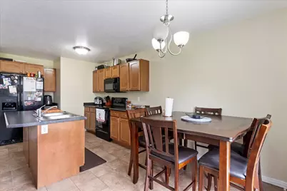 2153 W Foxwood St S, West Haven, UT 84401 - Photo 5