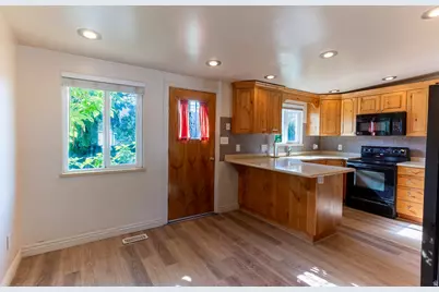 4316 S 3760 W, West Valley, UT 84120 - Photo 13