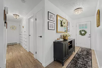 971 E 800 S, Bountiful, UT 84010 - Photo 5
