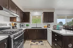 971 E 800 S, Bountiful, UT 84010 - Photo 15
