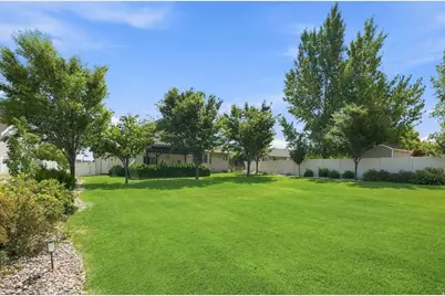 2029 N 170 W, Tooele, UT 84074 - Photo 31