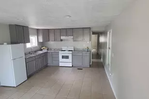 813 W Big Mountain Dr, Taylorsville, UT 84123 - Photo 5