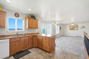 651 E 600 N, Roosevelt, UT 84066 - Photo 13