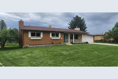 930 N 200 E, Price, UT 84501 - Photo 3