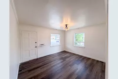 116 Ross Dr, Clearfield, UT 84015 - Photo 3