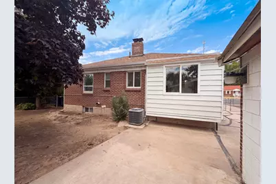 116 Ross Dr, Clearfield, UT 84015 - Photo 5