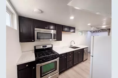 116 Ross Dr, Clearfield, UT 84015 - Photo 15