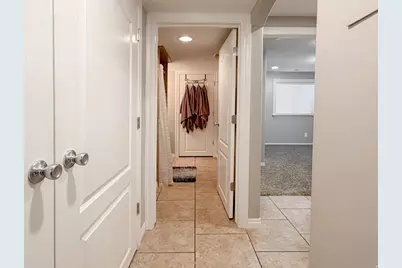 1087 Banbury Dr, Syracuse, UT 84075 - Photo 39