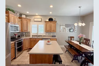 1087 Banbury Dr, Syracuse, UT 84075 - Photo 7