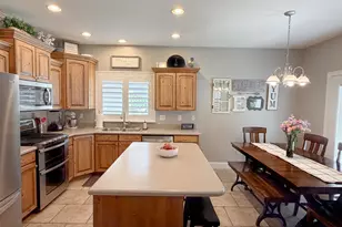 1087 Banbury Dr, Syracuse, UT 84075 - Photo 7