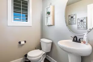 1457 W Waterfront Dr S, Syracuse, UT 84075 - Photo 13