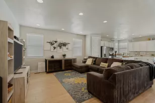 6078 N Boulter Peak Ln, Eagle Mountain, UT 84005 - Photo 7